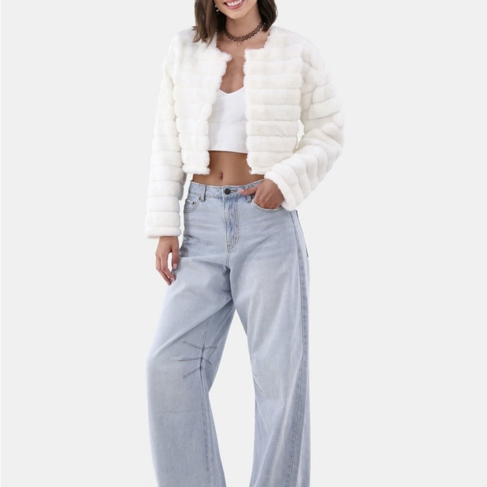 No Boundaries Fluffy Cream Jacket